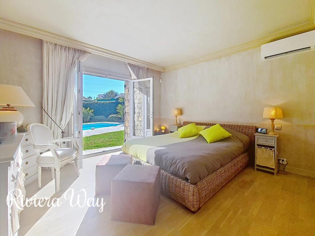 6 room villa in Mougins, photo #6, listing #101957478