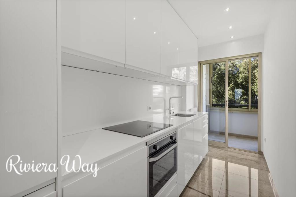 2 room apartment in Le Cannet, photo #9, listing #104028624