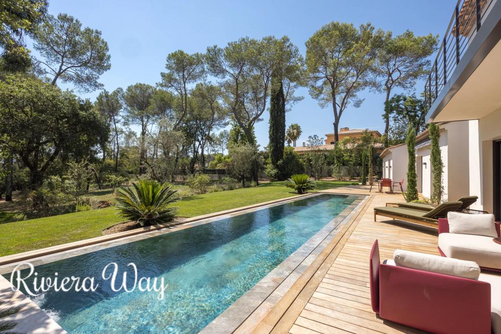 Villa in Mougins, photo #2, listing #106680042
