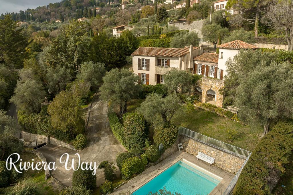 5 room villa in Grasse, photo #7, listing #98902440