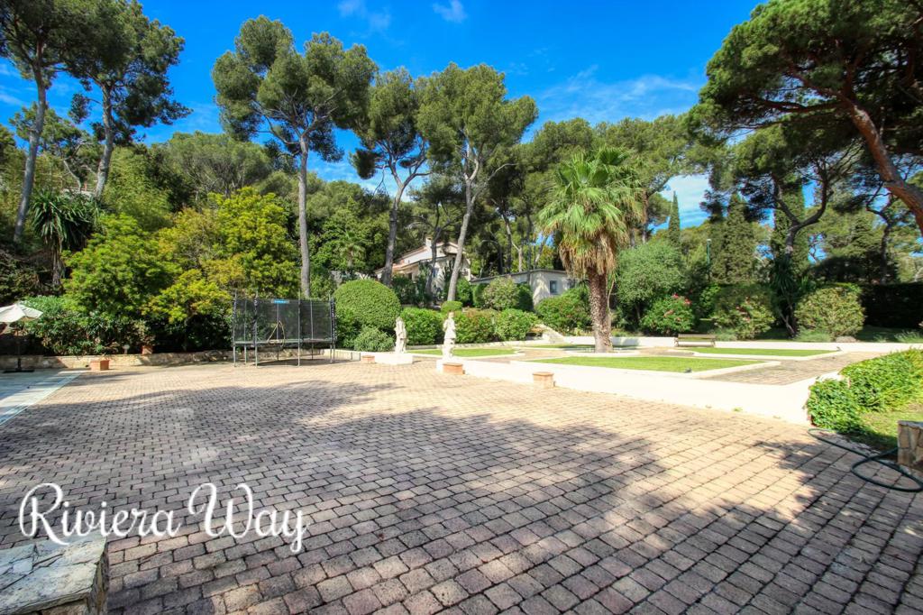 8 room villa in Saint-Jean-Cap-Ferrat, photo #6, listing #95723502