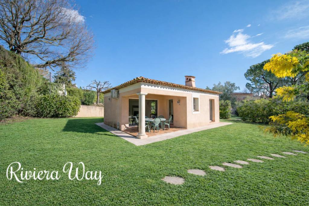 Villa in Mougins, photo #3, listing #105578340