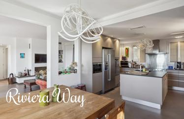 5 room villa in Grasse