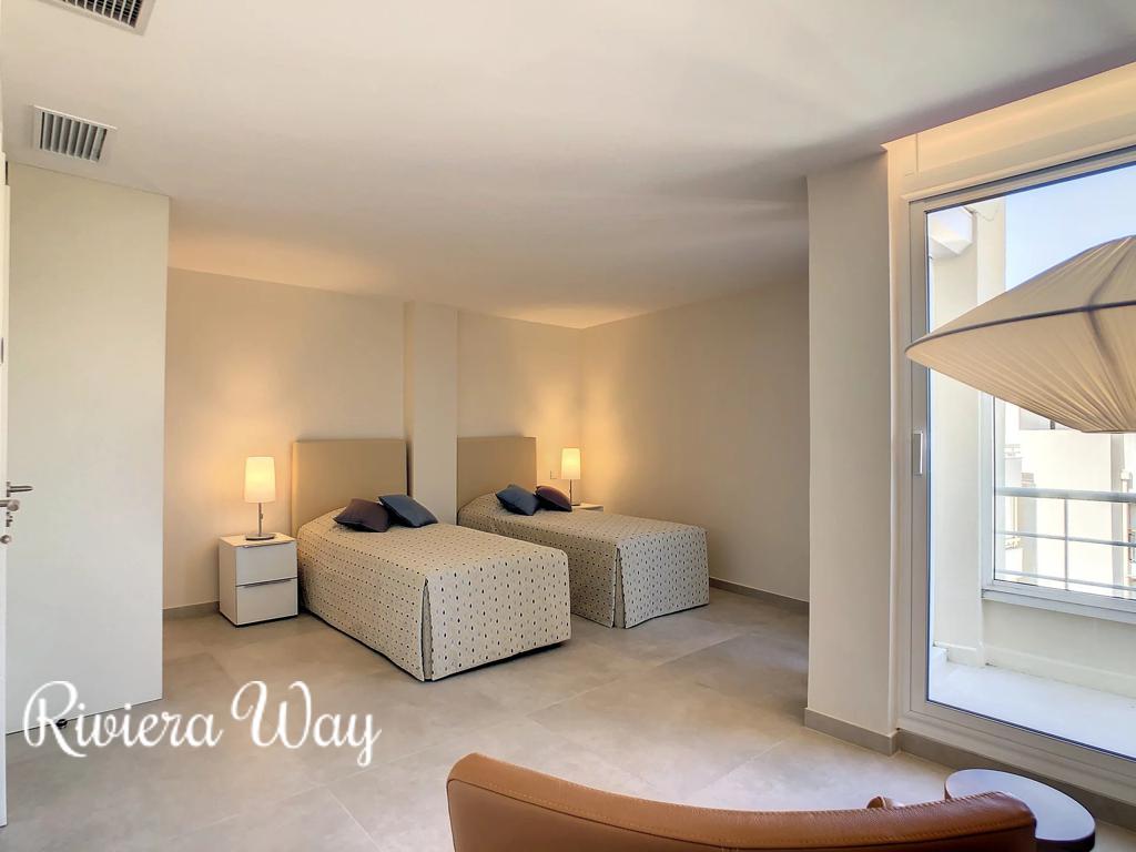 3 room apartment in Boulevard de la Croisette, photo #7, listing #103842312