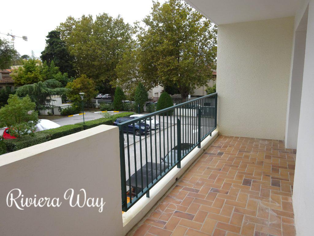 Apartment in Toulon, 64 m², photo #3, listing #80780868