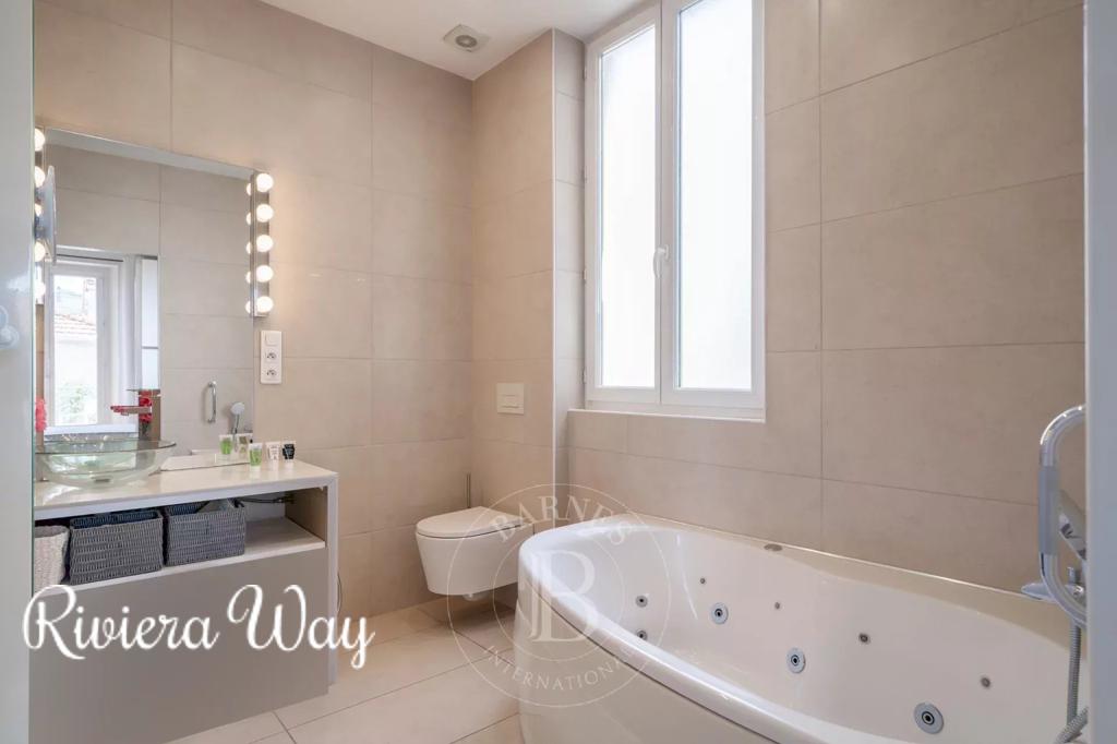 3 room apartment in Cannes, photo #2, listing #102730740