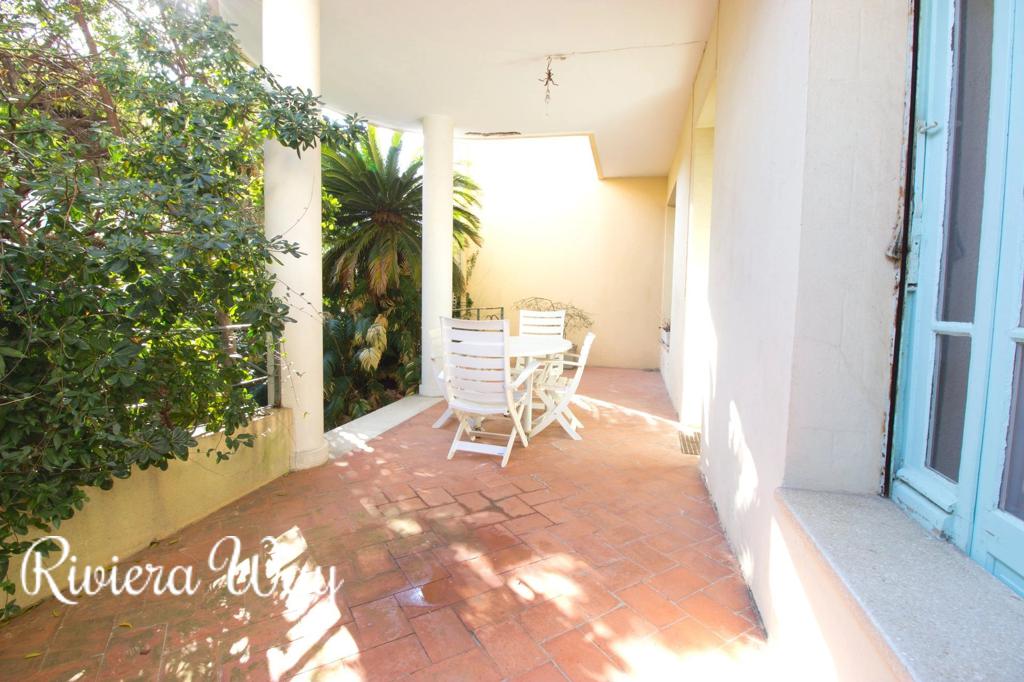4 room apartment in Cannes, photo #3, listing #83428548