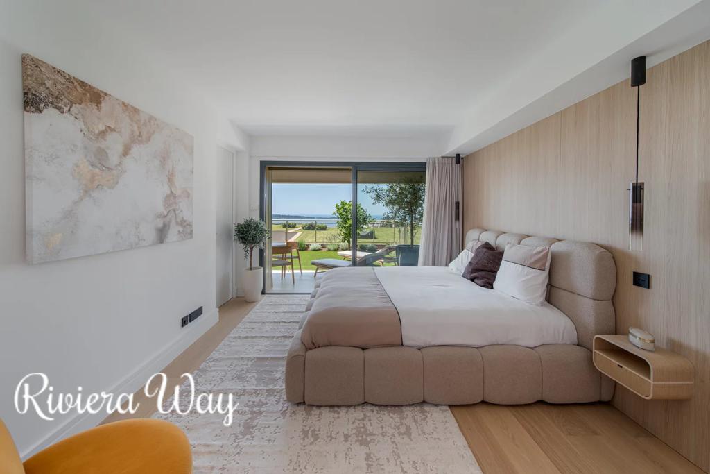 4 room apartment in Cannes, photo #8, listing #106515822