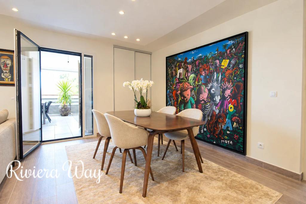 4 room apartment in Èze, photo #8, listing #107216634