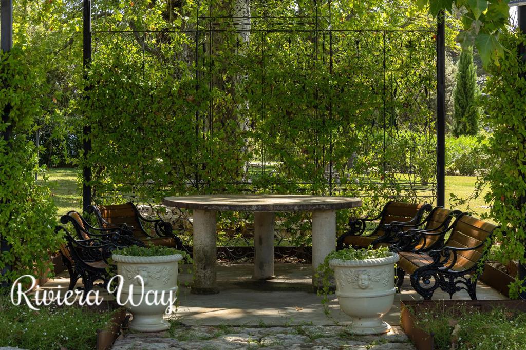 10 room villa in Cotignac, photo #4, listing #100210236