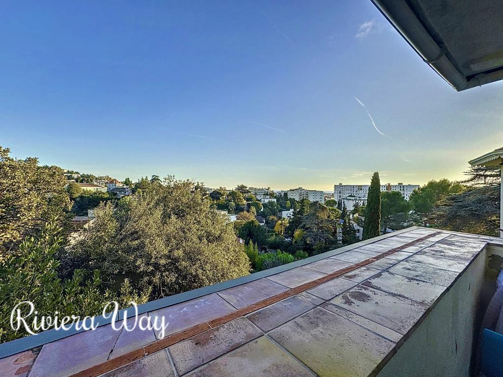 3 room apartment in Cannes, photo #6, listing #102099648