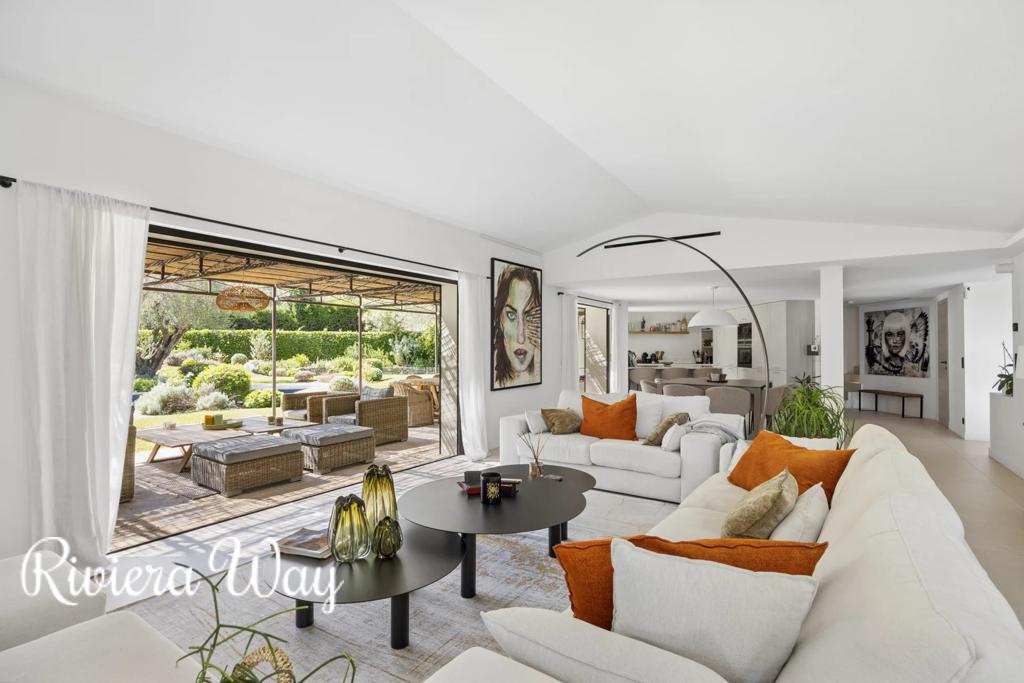 6 room villa in Mougins, photo #4, listing #107064594