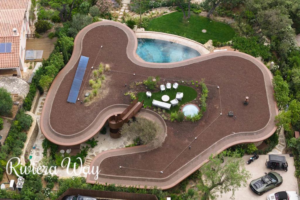 9 room villa in Ramatyuel, photo #2, listing #103938240