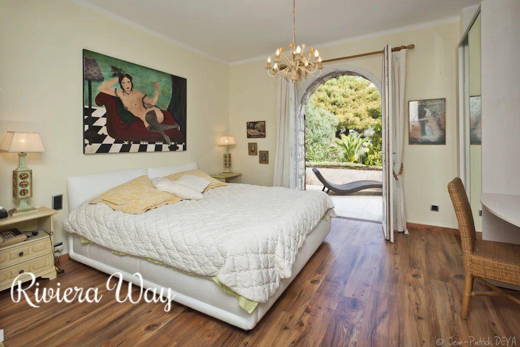 6 room villa in Cap d'Antibes, photo #10, listing #99759744