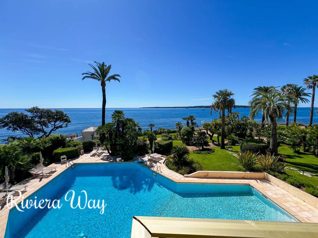 3 room apartment in Port Palm Beach, photo #5, listing #103135200