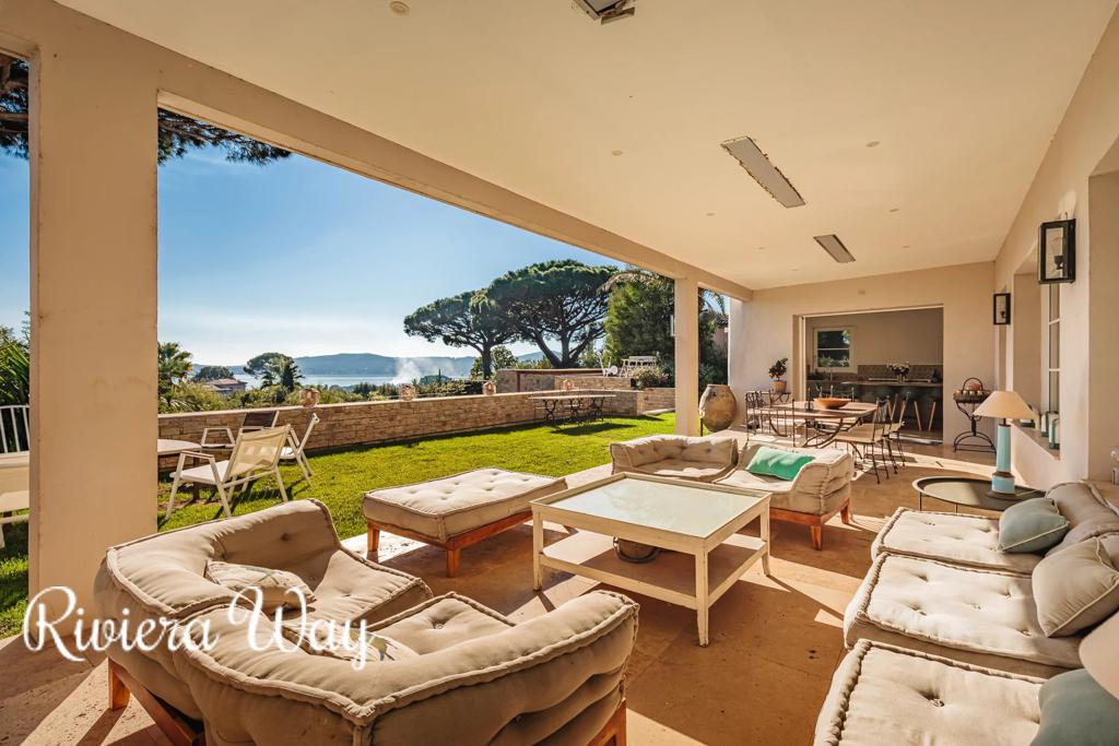 7 room villa in Grimaud, photo #1, listing #104480376