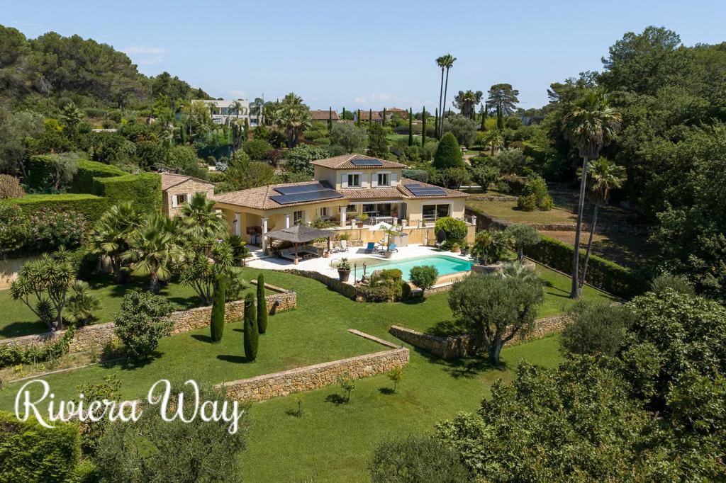 7 room villa in Mougins, photo #2, listing #100189194