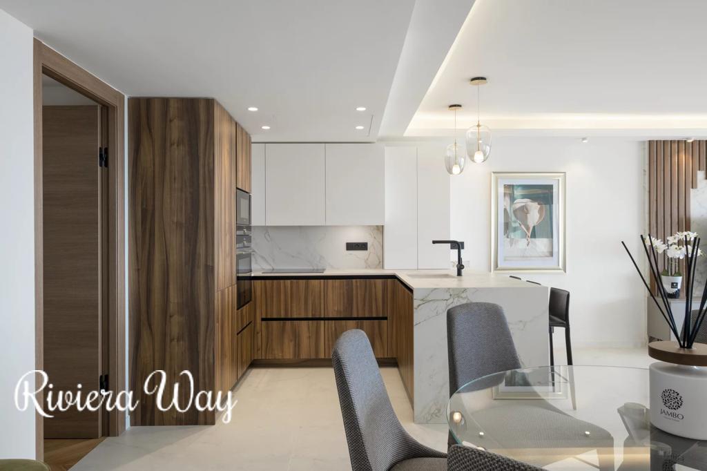 4 room apartment in Cannes, photo #6, listing #106636698
