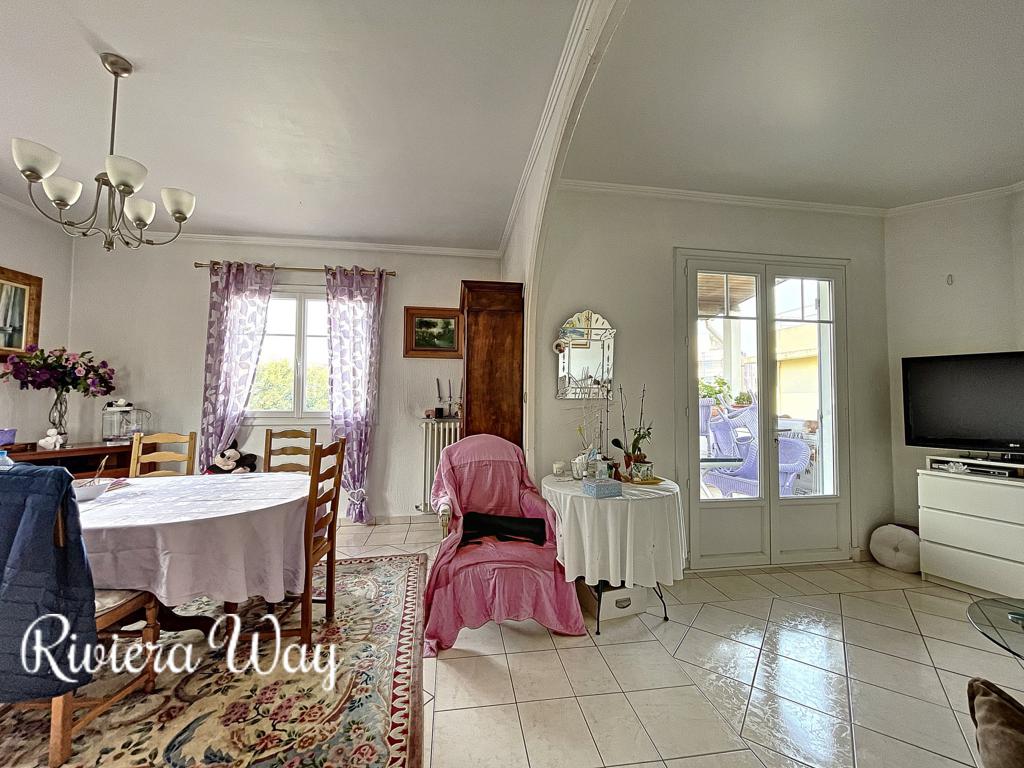 6 room villa in Antibes, photo #2, listing #92516130