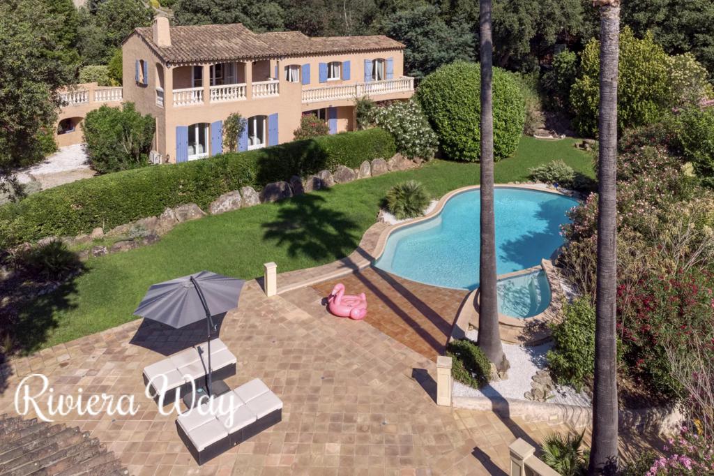 6 room villa in Grimaud, photo #2, listing #100149924