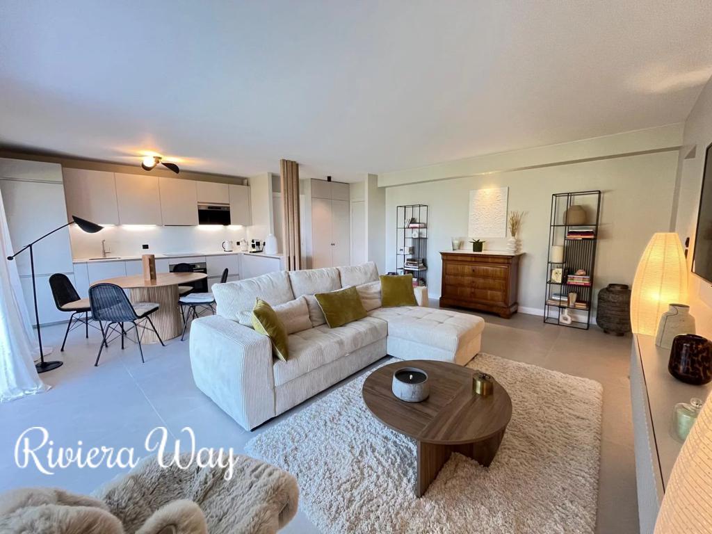 2 room apartment in Le Cannet, photo #6, listing #104216406