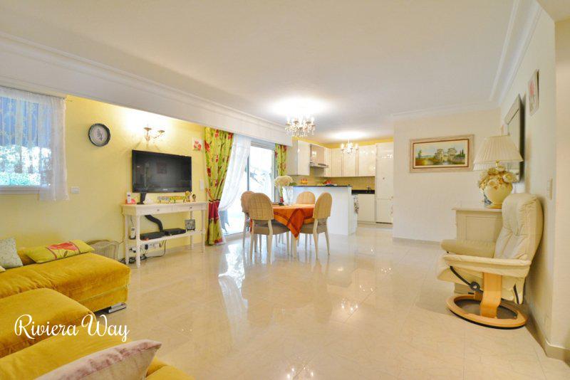 4 room apartment in Juan-les-Pins, photo #4, listing #78854790