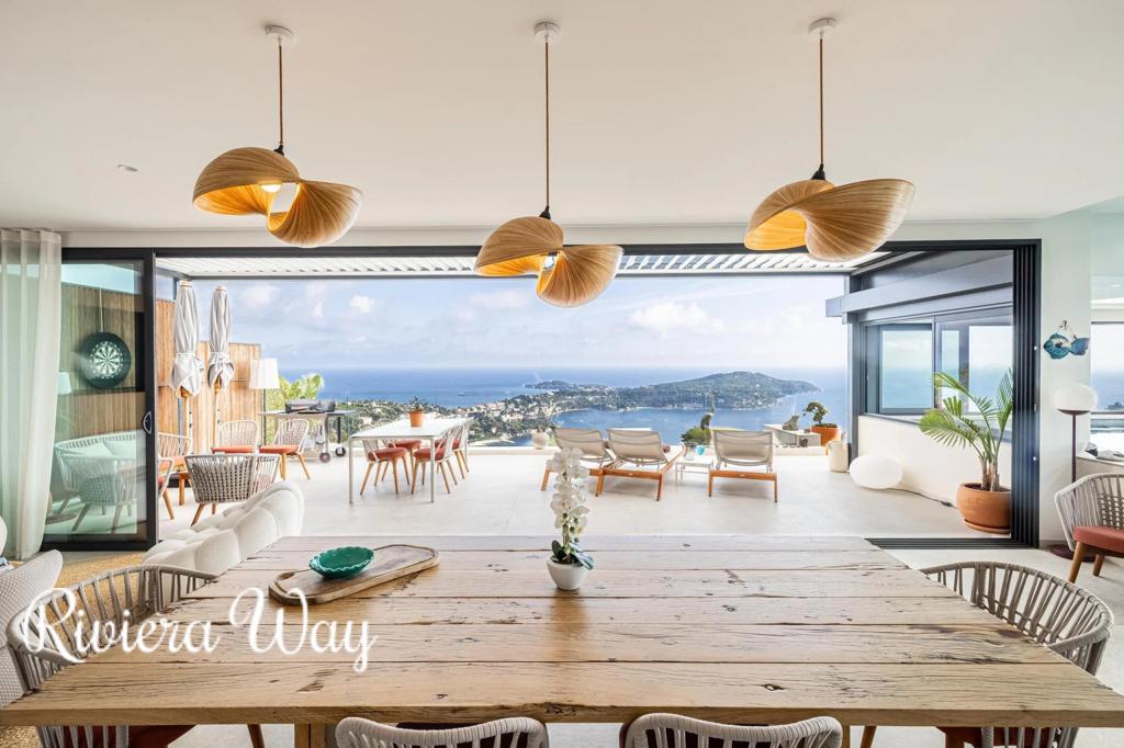 5 room villa in Villefranche-sur-Mer, photo #9, listing #107279676