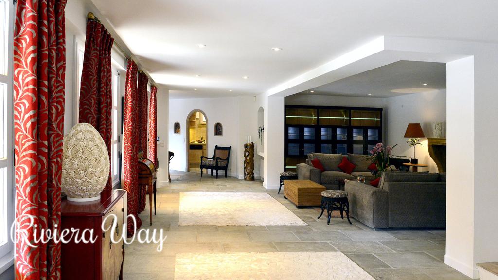 7 room villa in Cap d'Antibes, photo #5, listing #78854958