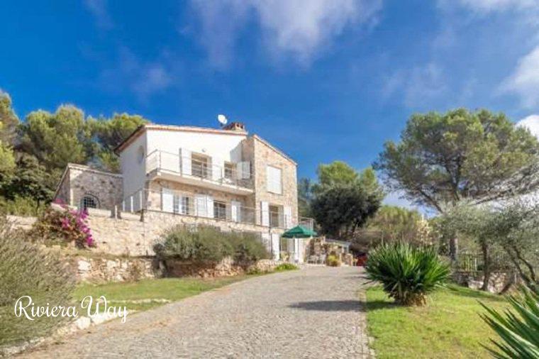 Villa in Èze, 218 m², photo #1, listing #104372772