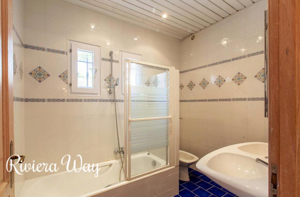 8 room villa in Villefranche-sur-Mer, 188 m², photo #8, listing #94406046