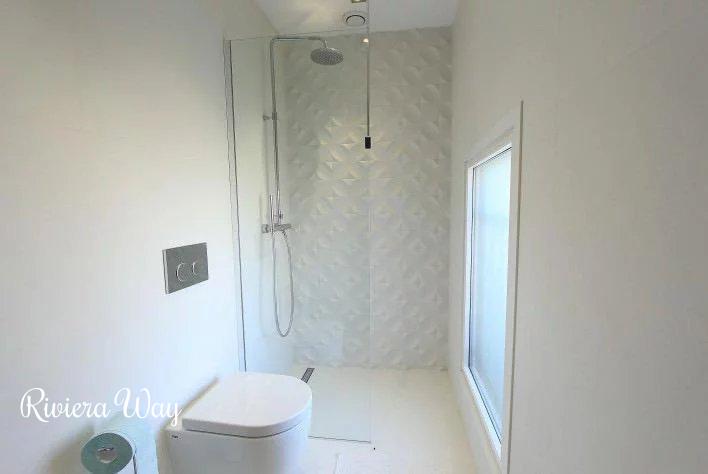 4 room apartment in Antibes, photo #10, listing #101595690