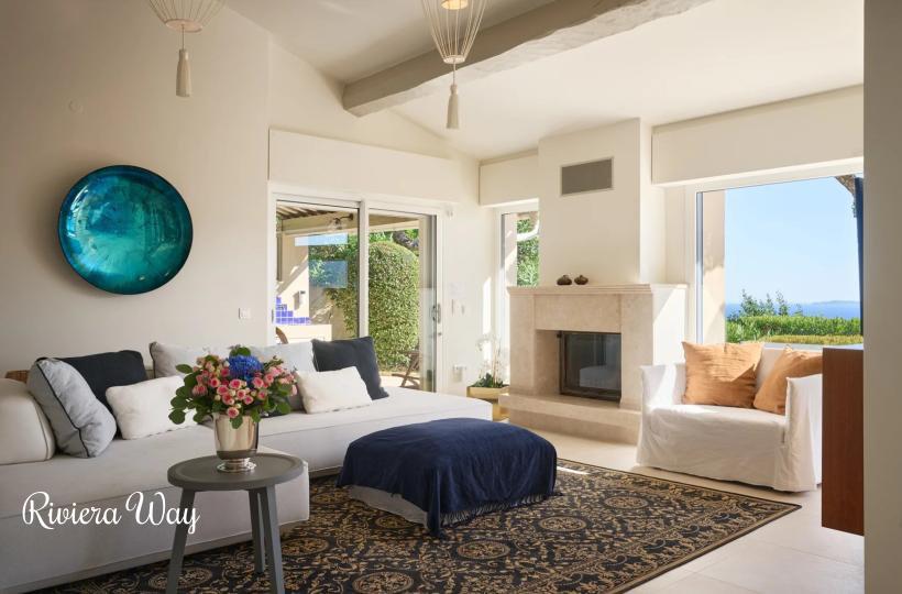 Villa in La Croix-Valmer, 280 m², photo #4, listing #104698356