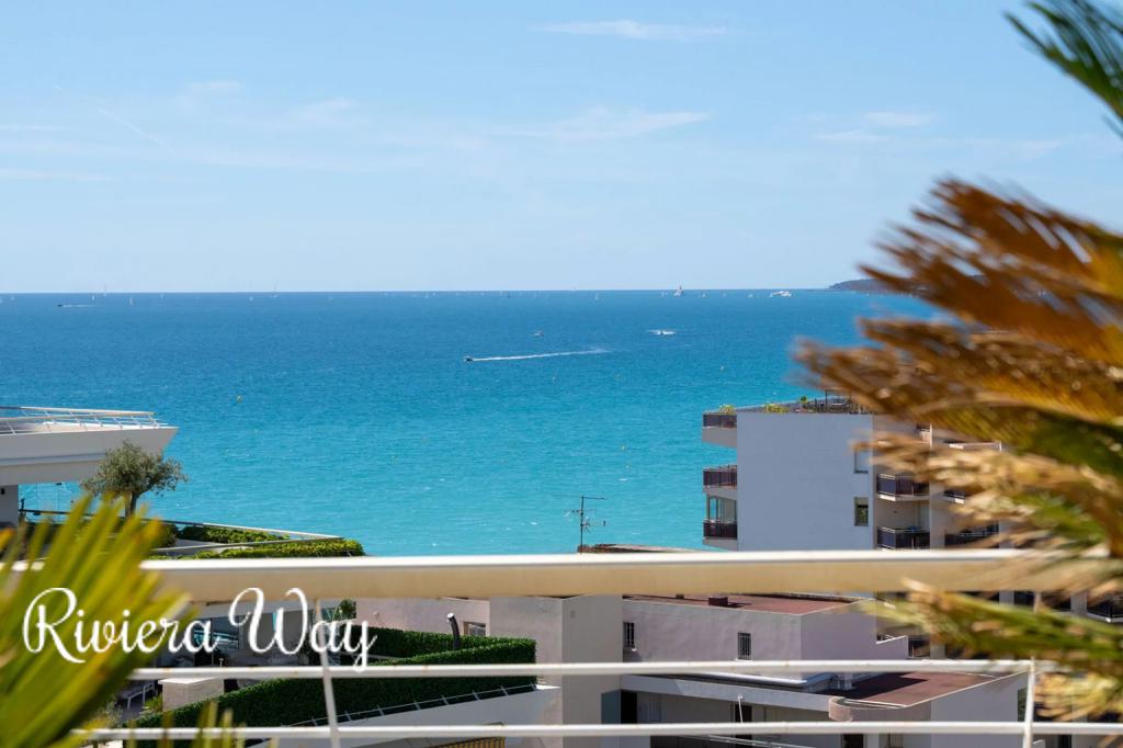 3 room apartment in Villeneuve-Loubet, photo #10, listing #106463028