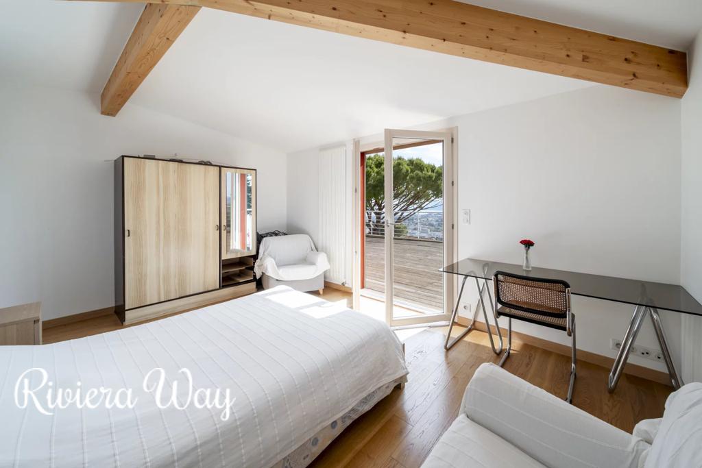6 room villa in Cannes, photo #6, listing #102921420