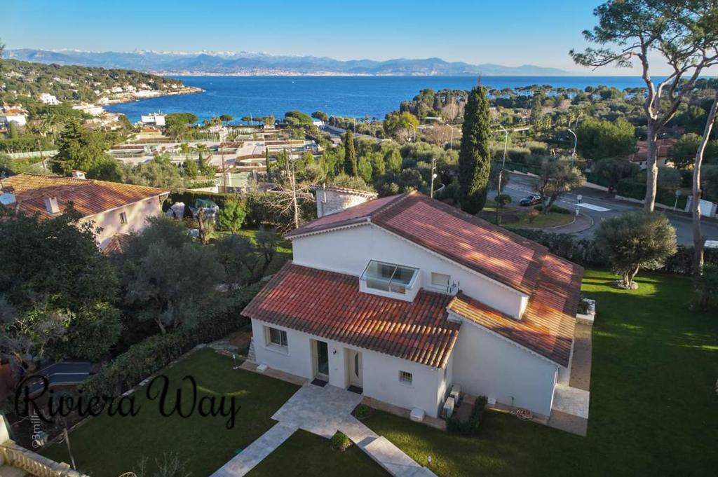 5 room villa in Cap d'Antibes, 220 m², photo #1, listing #78364692