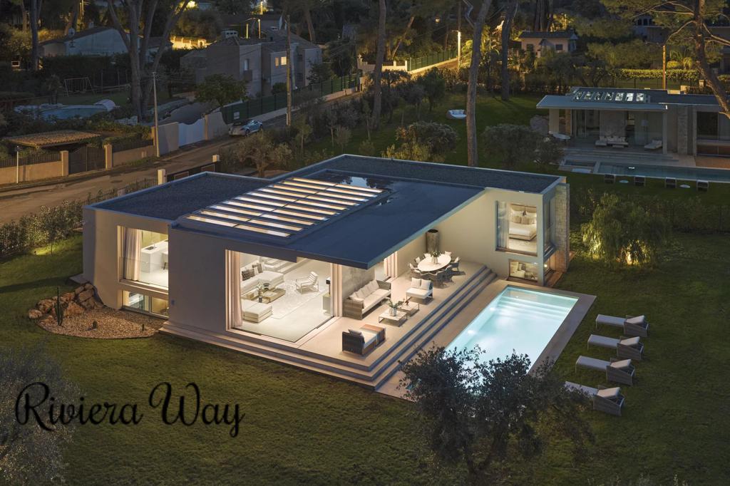 6 room villa in Cap d'Antibes, photo #1, listing #105546714