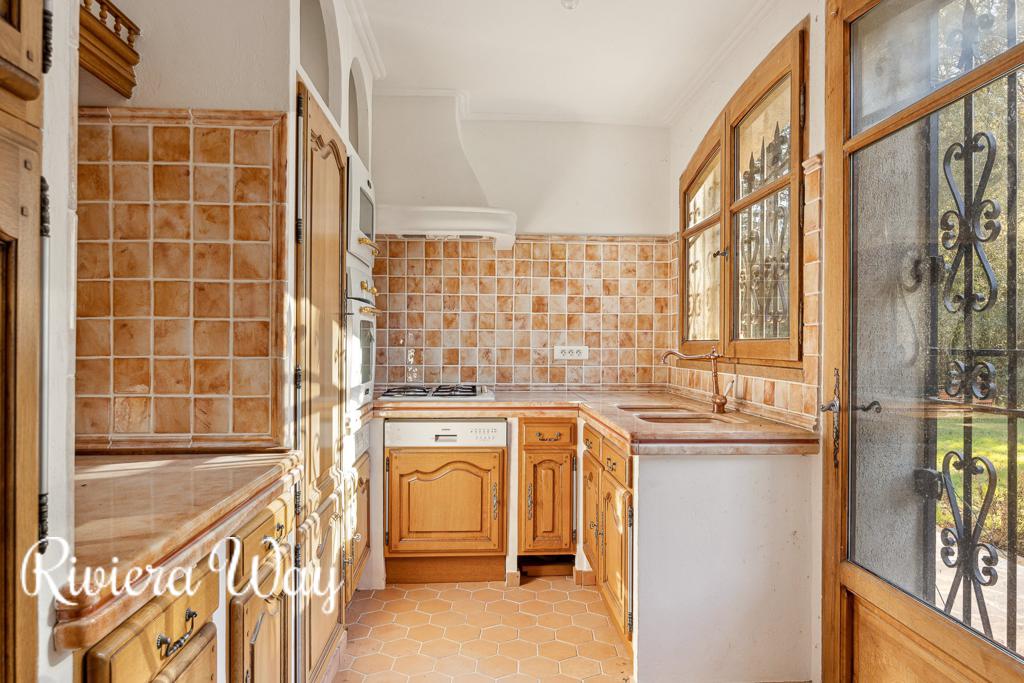 7 room villa in Mougins, photo #10, listing #92534274