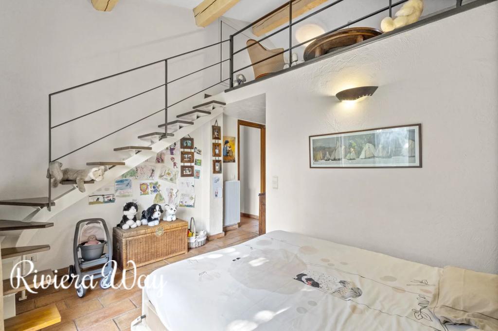 6 room villa in Mougins, photo #10, listing #105739578