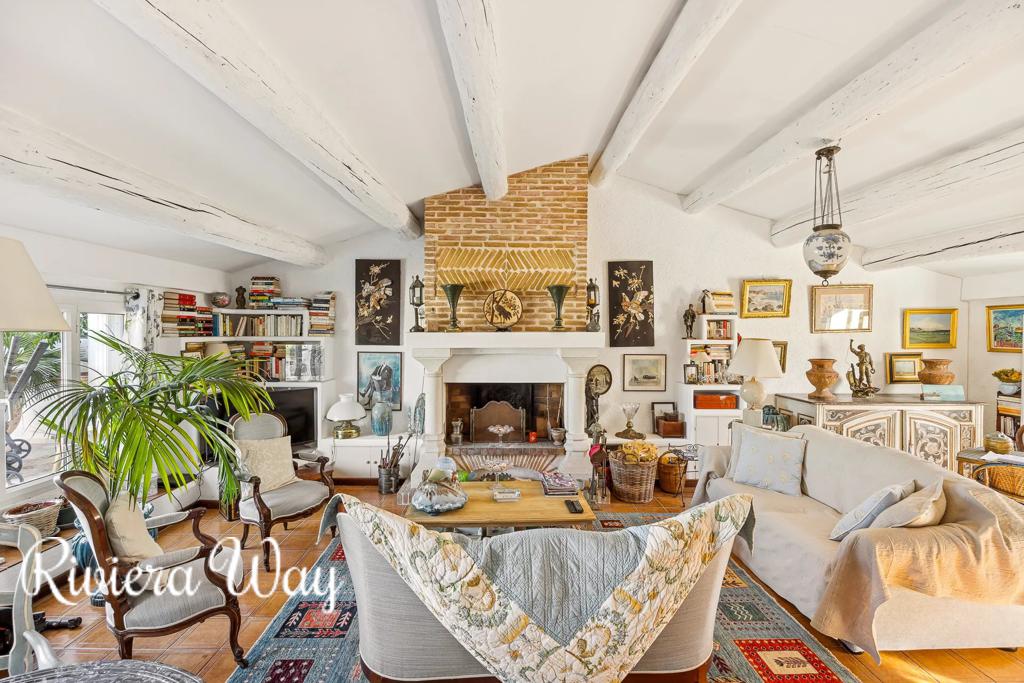 3 room apartment in Antibes, photo #5, listing #104966022