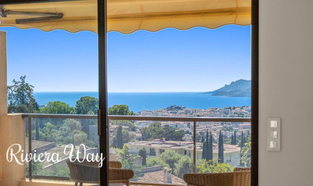 4 room apartment in Le Cannet, photo #8, listing #106163988