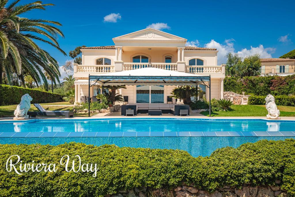 6 room villa in Grimaud, photo #2, listing #104480922