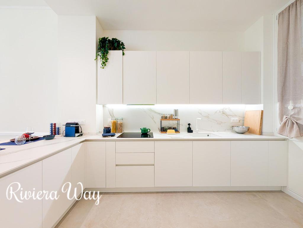 4 room apartment in Nice, 107 m², photo #7, listing #106035426