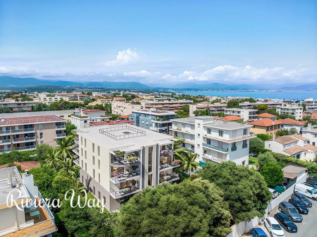 4 room new home in Antibes, photo #2, listing #106015812