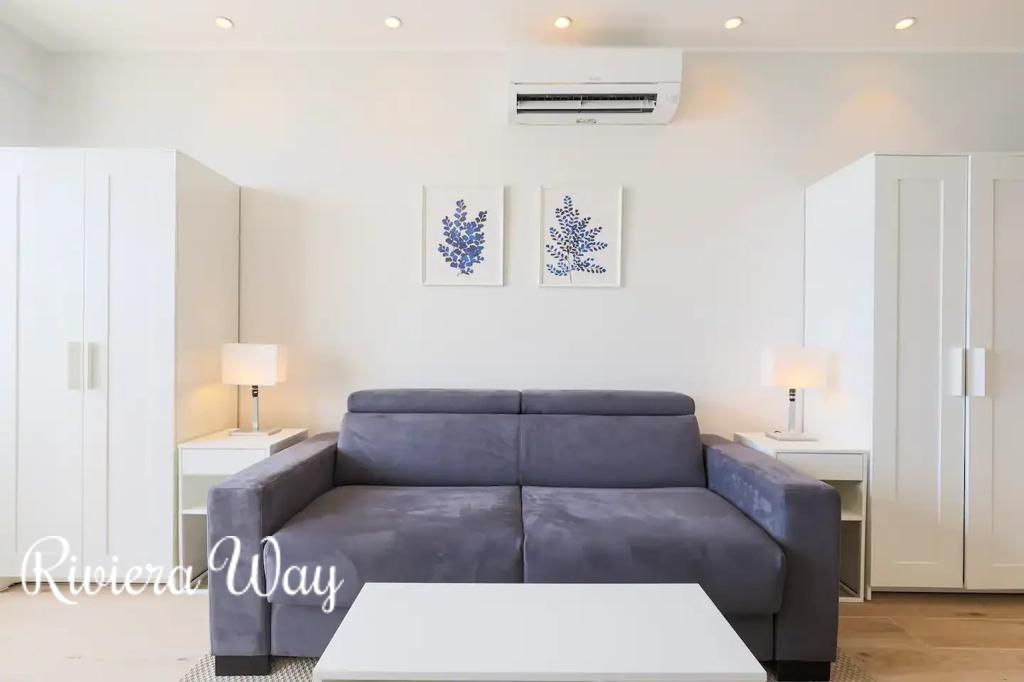 1 room apartment in Juan-les-Pins, photo #4, listing #101655498