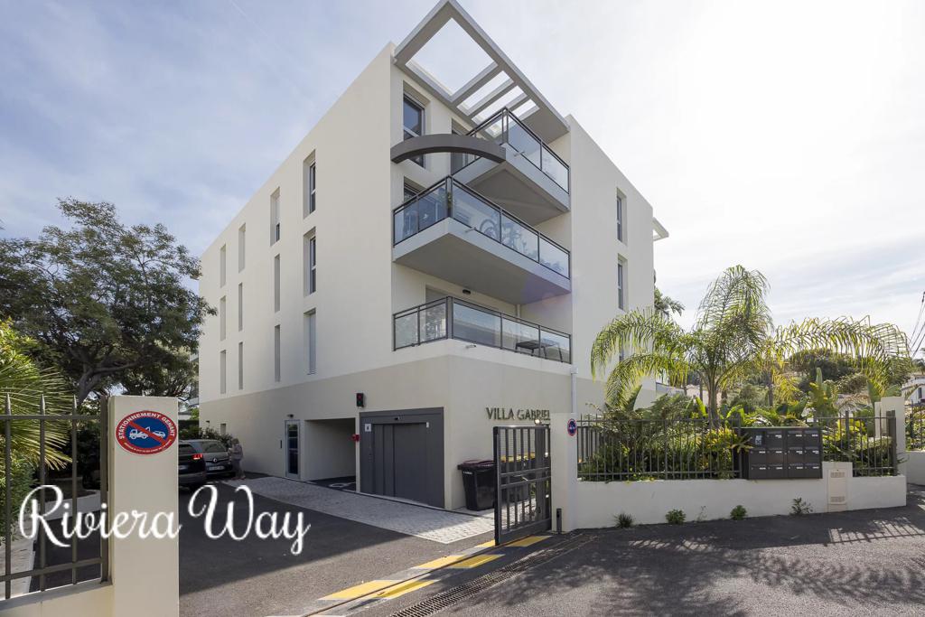 4 room apartment in Antibes, photo #7, listing #106015854