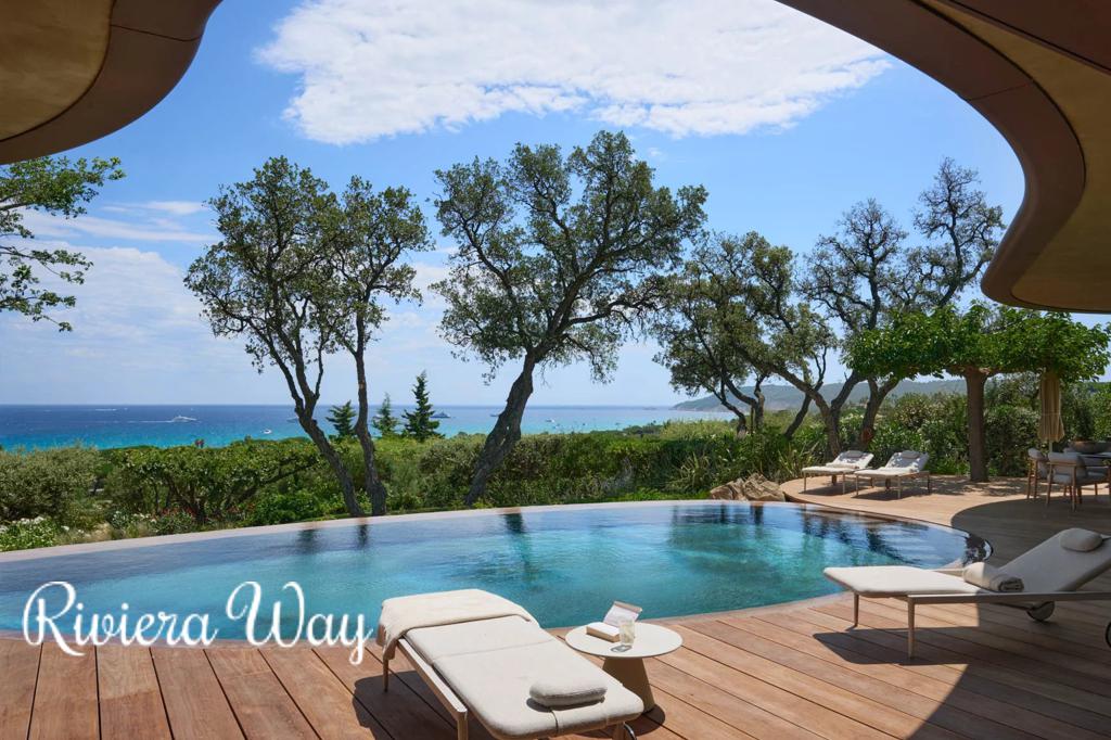 9 room villa in Ramatyuel, photo #3, listing #103938240