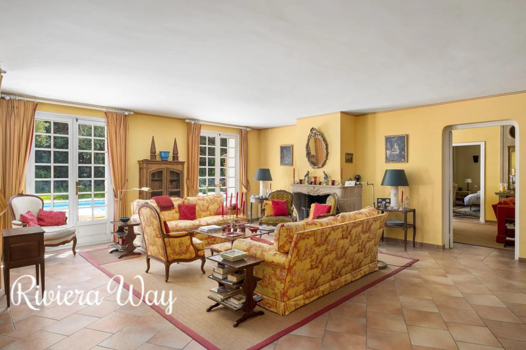 7 room villa in Mougins, photo #10, listing #94692654