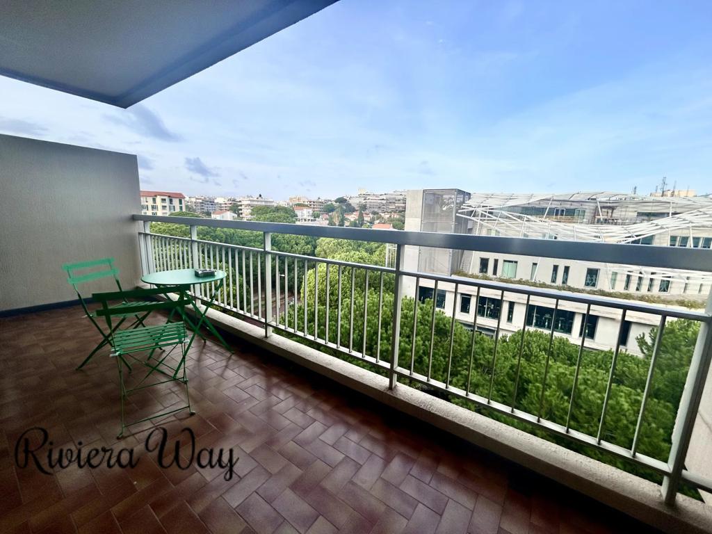 3 room apartment in Juan-les-Pins, photo #5, listing #100684332