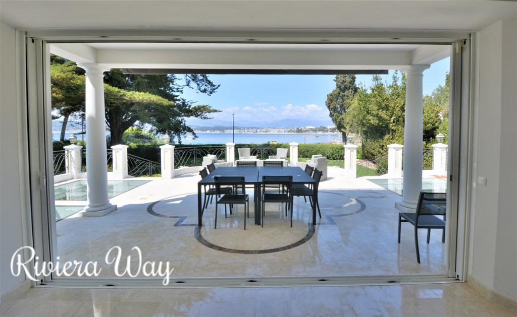 11 room villa in Cap d'Antibes, photo #6, listing #82342680
