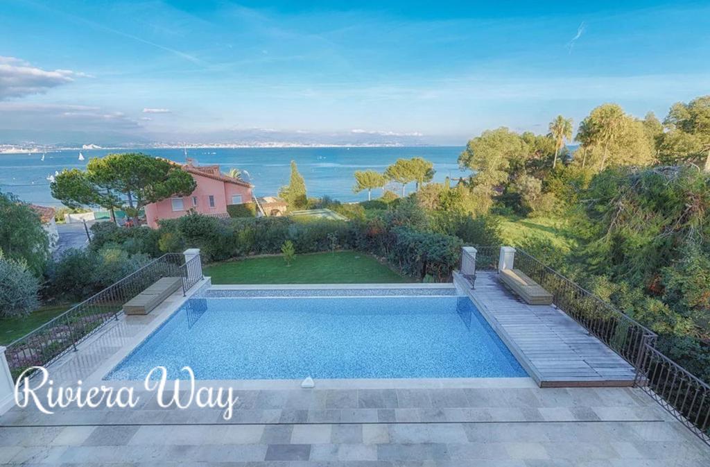 7 room villa in Cap d'Antibes, photo #4, listing #106514898